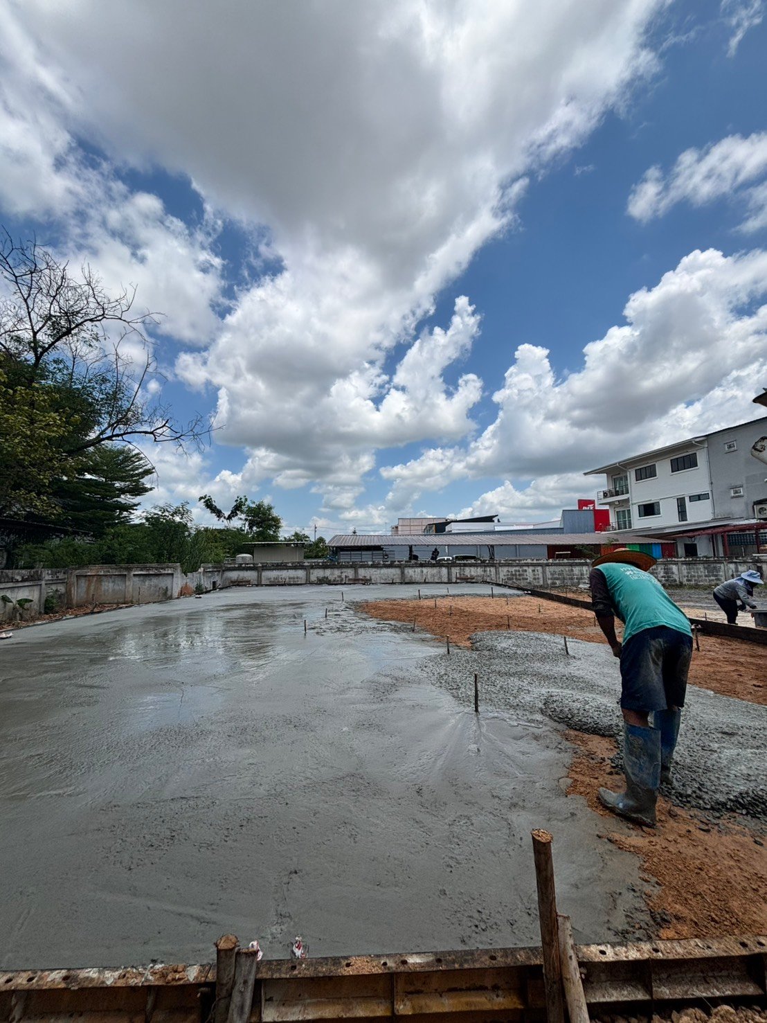งานพื้นคอนกรีตบริเวณหน้างานสำหรับประกอบบทความคำนวณปริมาณคอนกรีต
